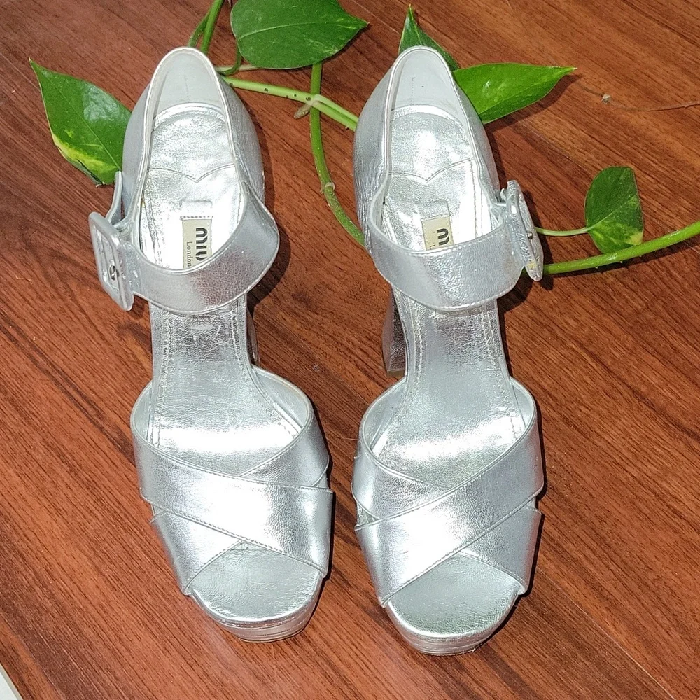 Miu Miu Metallic silver leather platform sandals Size 36
